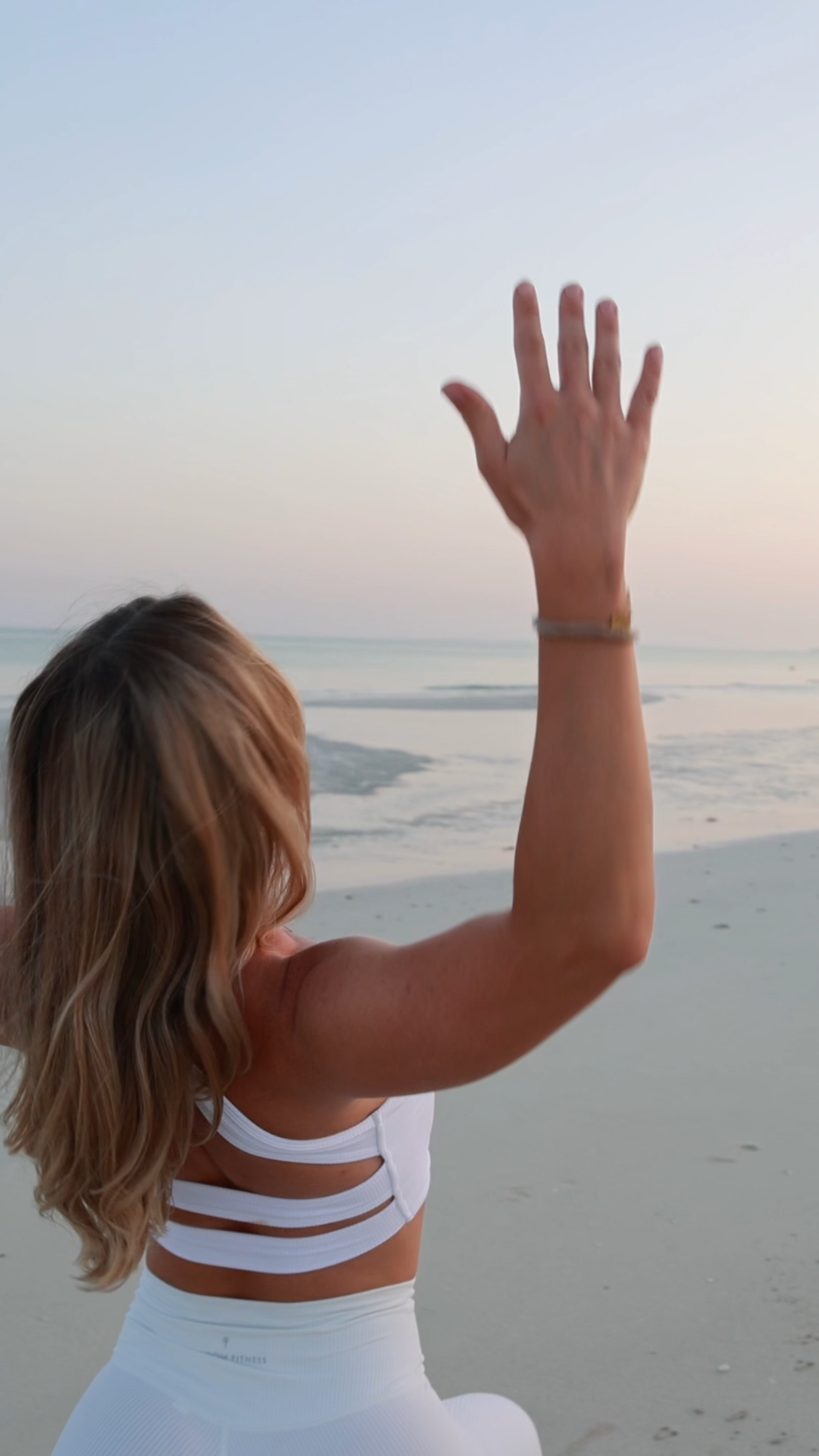 8:45 & 10:30 | Vinyasa Yoga with Lindsey